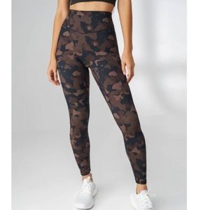 Balance Athletica Legging